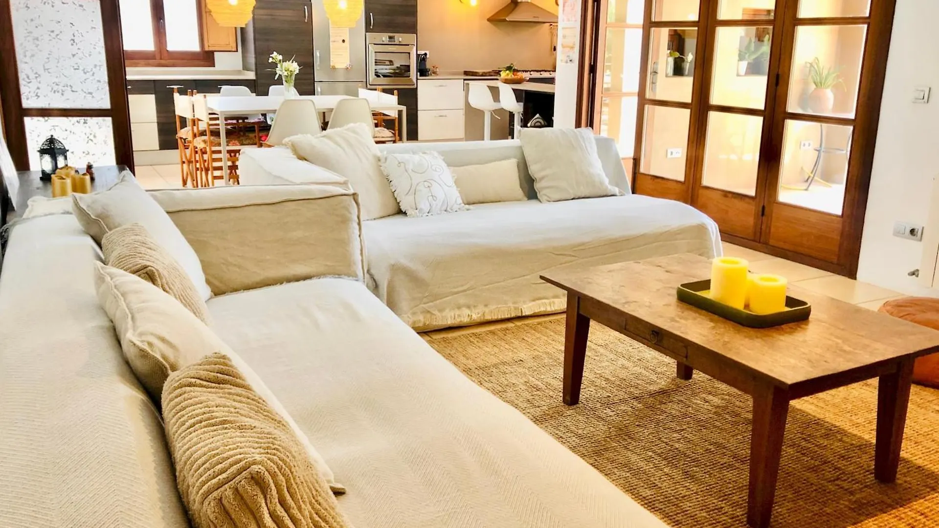 Villa Es Repaire Near To Playa Den Bossa Ibiza Town